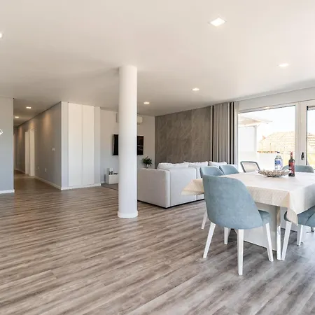 Casa Alan By Rent2u, Lda 아르코다카헤타