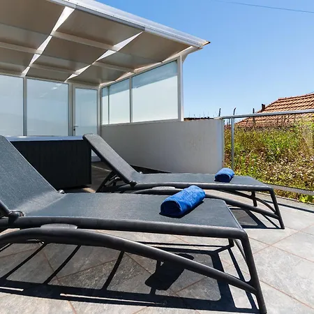 Casa Alan By Rent2u, Lda