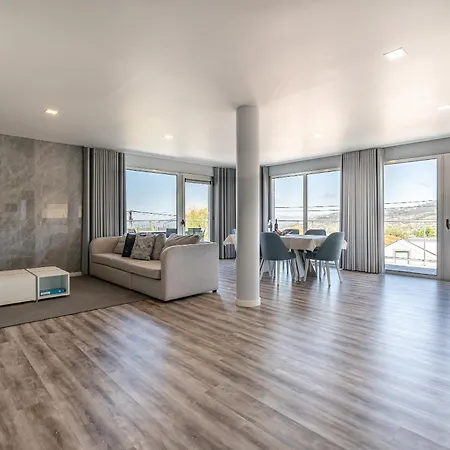 Casa Alan By Rent2u, Lda