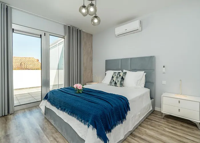 Casa Alan By Rent2u, Lda بيت للعطل