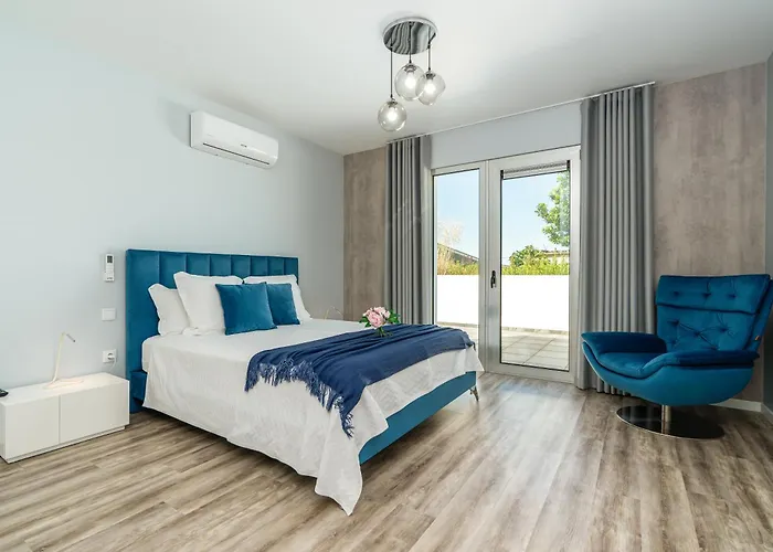 Casa Alan By Rent2u, Lda أركو دا كالهيتا