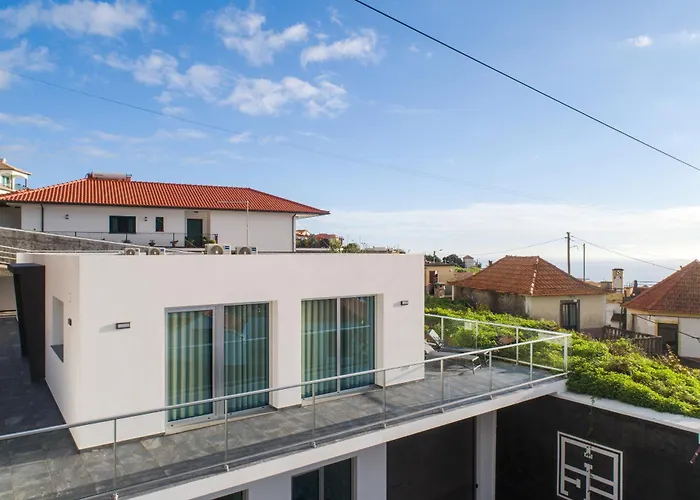 Casa Alan By Rent2u, Lda * أركو دا كالهيتا