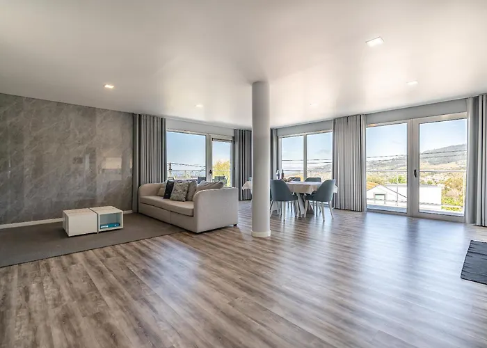 Casa Alan By Rent2u, Lda